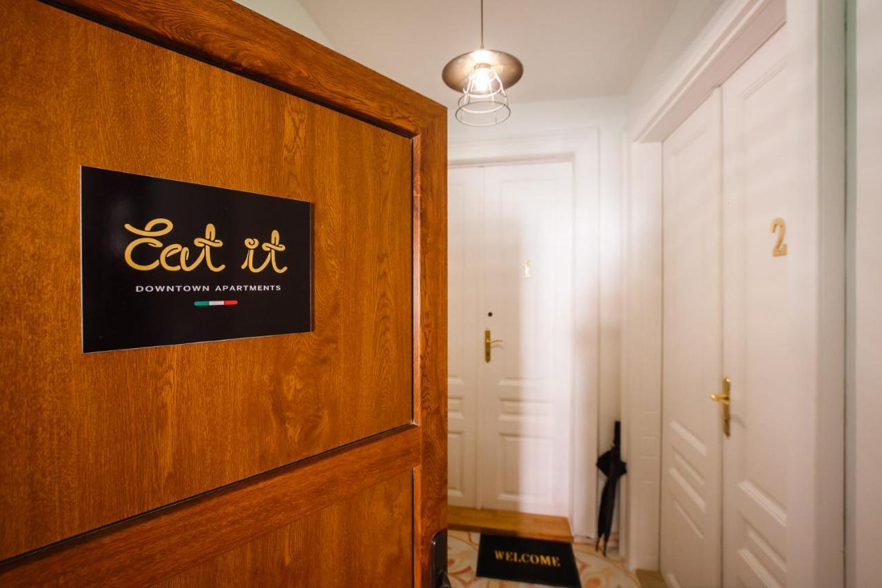 Eat It Cozy Downtown Apartments Oradea Exterior photo
