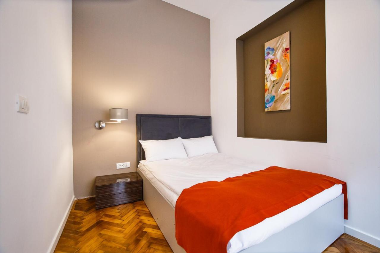 Eat It Cozy Downtown Apartments Oradea Exterior photo